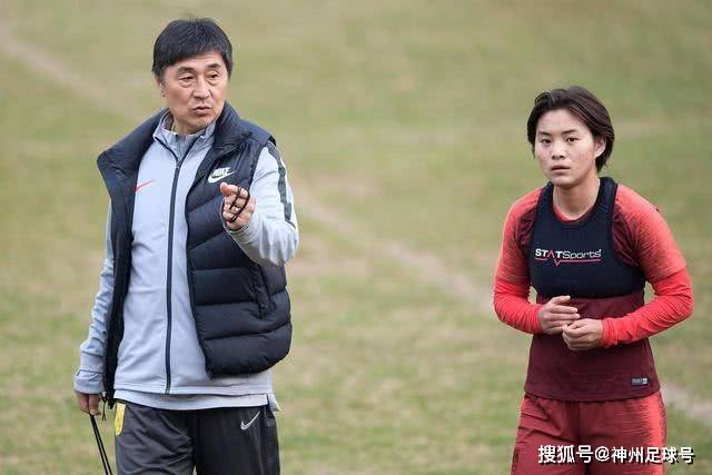 勇士赛季揭幕战前亮起伤病红灯，库里无碍波杰姆斯基缺席